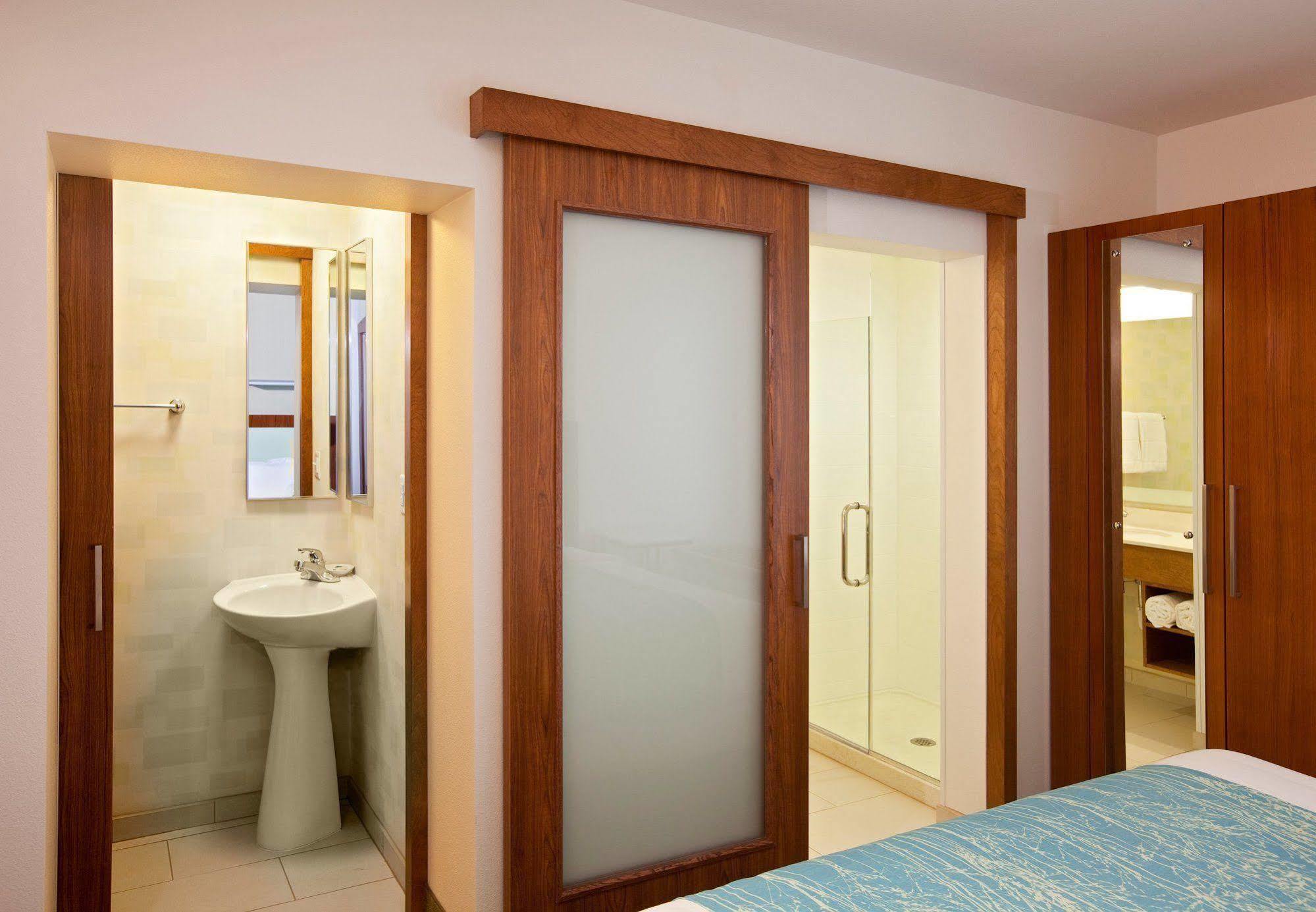 Springhill Suites By Marriott Salt Lake City Airport מראה חיצוני תמונה
